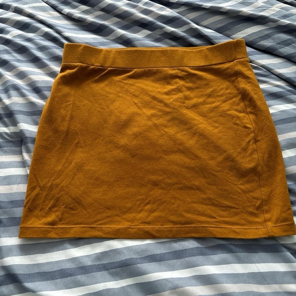 Small orange Forever 21 Mini Skirt - Picture 1 of 4
